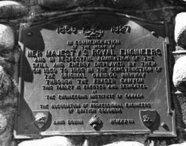 [Plaque on the Spuzzum Bridge commemorating the Royal Engineers]