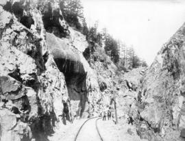 Rock cutting between tunnels near Fraser River Crossing