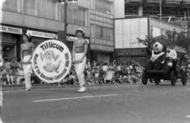 Karen Neveu, Kerri Groves, Tillicum and Mike Reid in the P.N.E. Parade