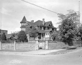 Glen Hospital [1036 Salsbury Drive] in Grandview District