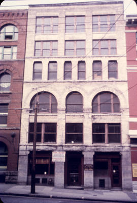 Building in the 100-block West Hastings Street