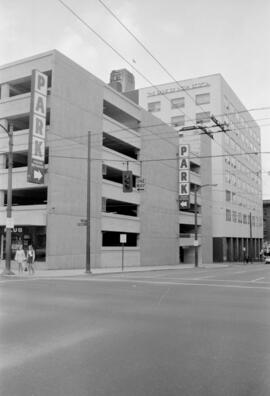 [Parking at West Pender Street and Seymour Street]
