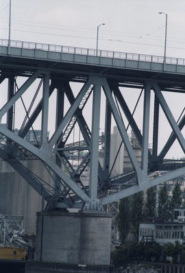 Burrard Bridge before repainting