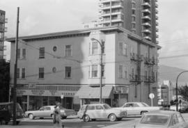 [Intersection of Robson Street and Broughton Street]