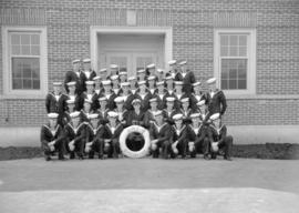 [Group portrait of H.M.C.S. Discovery naval class]