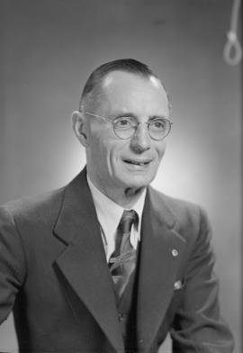 [Portrait of] Mr. A.R. Higgins