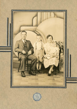 Car - Mirko and Milka family - 1945