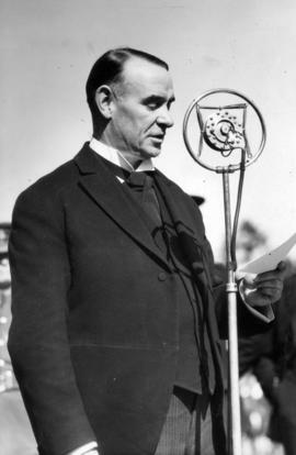 Gerald Gratton McGeer making a speech during Vancouver Golden Jubilee celebration