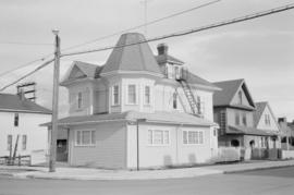 [Intersection of Heatley Avenue and East Pender Street]