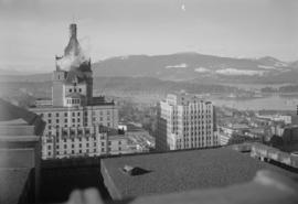 T. Eaton Co. : panorama shots of city and skyline from top of old Hotel Vancouver