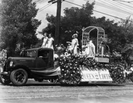 Grandview, Queen's float in Grandview Jubilee Parade, July 24th