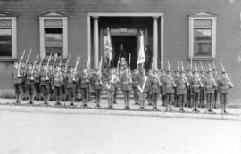 [The Vancouver Regiment as honour guards for the visit of Warren Harding, President of the United...