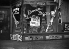 [Aylmer soup window display at Templeton Grocery]