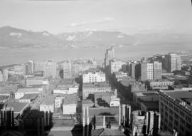 T. Eaton Co. : panorama shots of city and skyline from top of old Hotel Vancouver