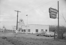 Dominion Rubber Montreal : service stations : Newton, Wally's Corner, 41st [and] Granville