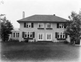 [View of unidentified residential property]