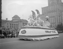 [P.N.E.] Exhibition parade floats [B.C. Electric float]