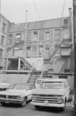 Market Alley, East Pender Street - 438 [Vehicles parked in alley]