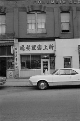 [436 Columbia Street - New Shanghai Barber Shop in Columbia Block building]