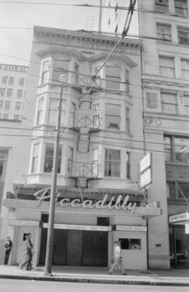 [622 West Pender Street - Piccadilly Hotel]