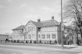 [3185 Manitoba Street - Simon Fraser Elementary School]