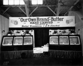 Central Creameries display of butter carvings
