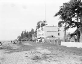 [J.A. Cates residence at Crescent Beach]