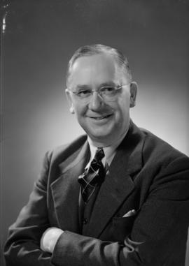 Mr. H.L. Siegrist, 149 Osborne St., Winnipeg, Bank of Montreal