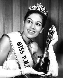 Nina Hamilton, Miss P.N.E. 1967, posing with trophy