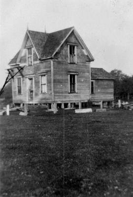 Seymour Creek Indian Reserve No. 2 : House of Chief Jim Harry : October 9, 1923