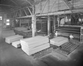 Canada Forest Products, Pacific Veneer, New Westminster : interiors of plant