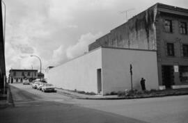 [Corner building adjacent to 666 Alexander Street]