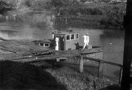 Tug Acadia